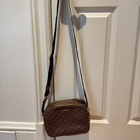 Karl Lagerfeld Camera Bag - Picture 4 of 5